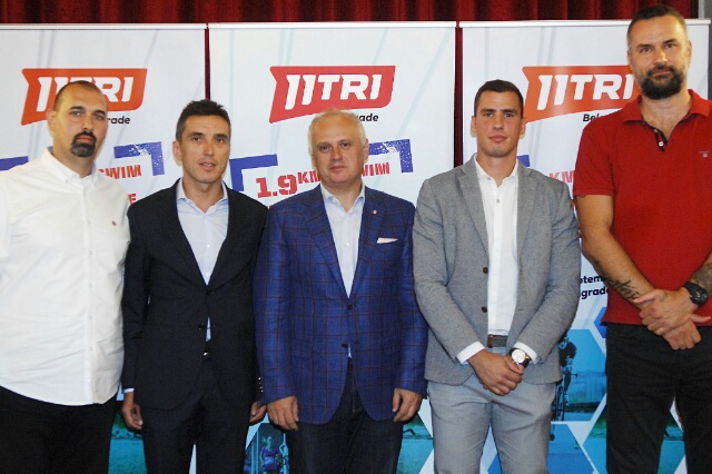 Vesić i Gurović podržali triatlon trku 11TRI Belgrade